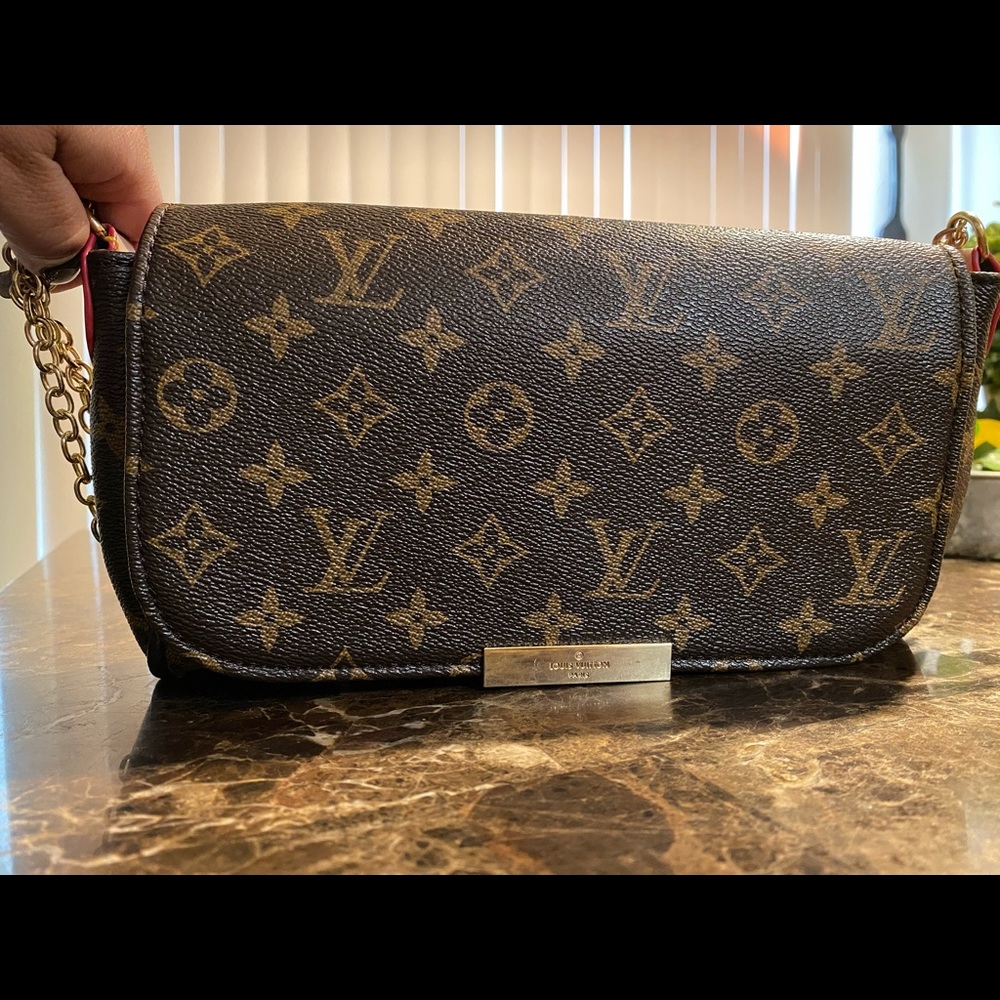 Louis Vuitton Shoulder Purse